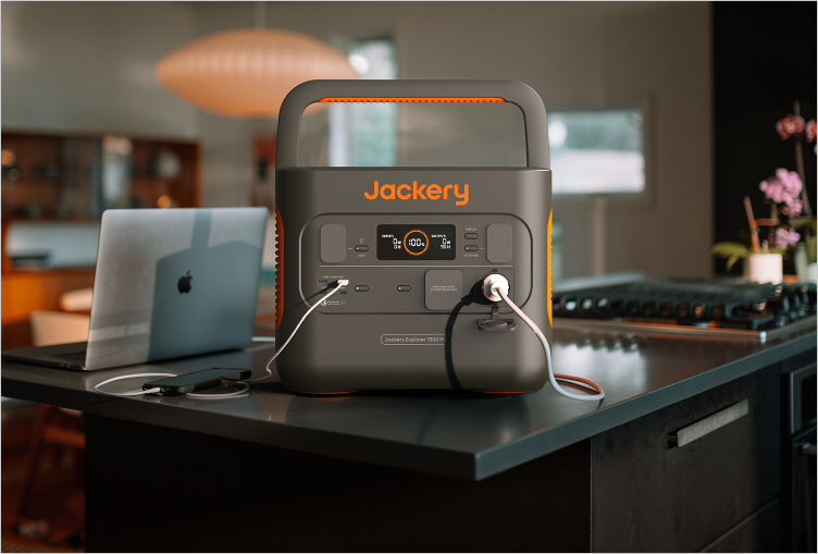 Portable Power Station for Camping and Home - Jackery MM